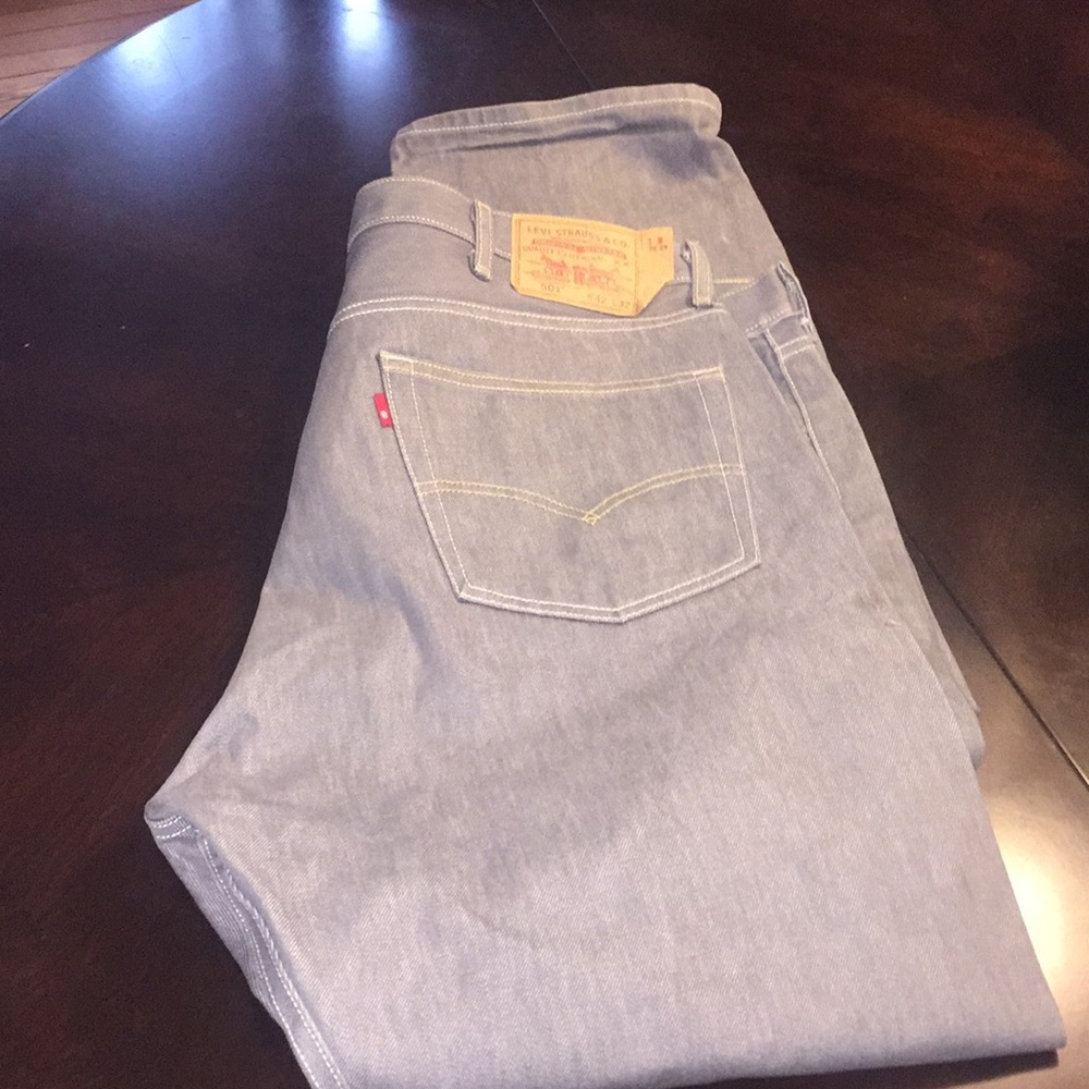 Men Levi Jeans